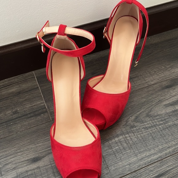 Shein pumps - Picture 2 of 3